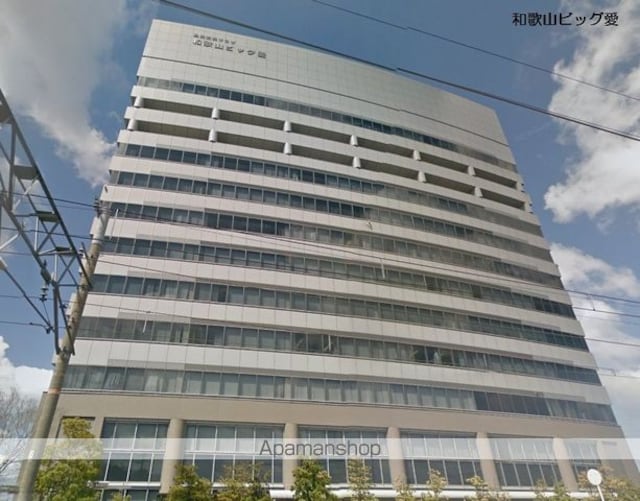 和歌山県和歌山市手平５丁目[1K/26.08m2]の周辺7