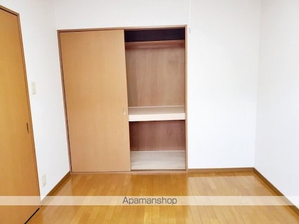 ロザージュⅡ[2DK/44.72m2]の収納