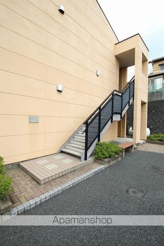 LA’PINの玄関写真