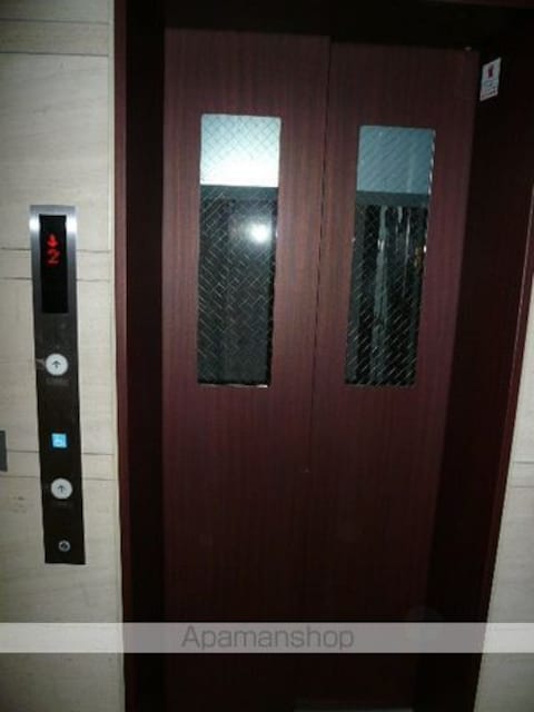 エスティメゾン四谷坂町[1LDK/42.19m2]の共用部2