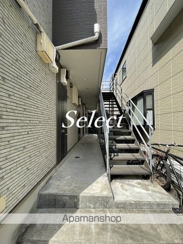 リーヴァレジデンスの玄関写真