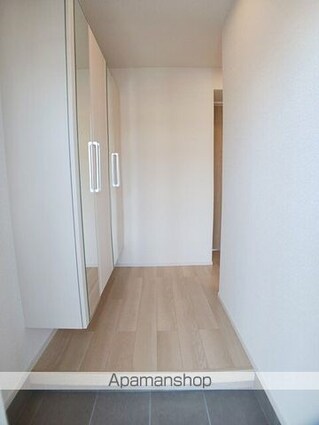 メゾン・ド・ティアラ阿南　Ｓ[2LDK/50.53m2]の玄関