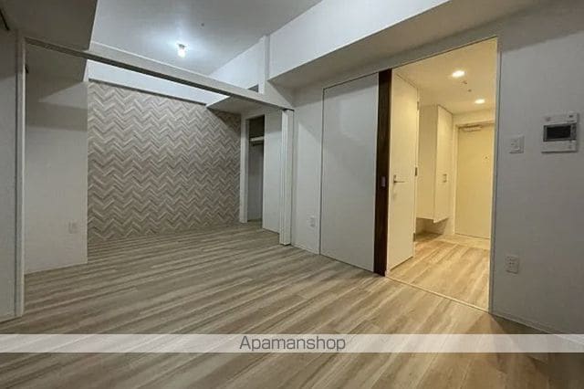 セレニテ本町リアンの内装写真
