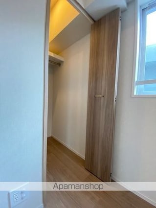 クレヴィアリグゼ中野新井薬師[1LDK/28.47m2]の収納