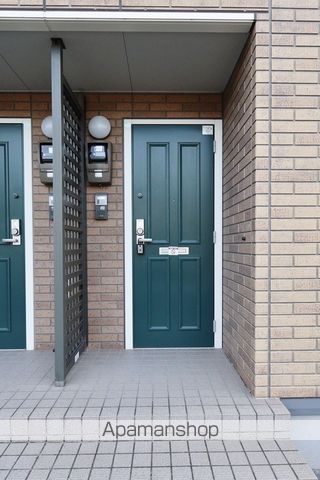 アクシス南島田 C棟の玄関写真