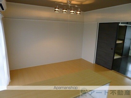 ブリューメ・ハイム壱番館[2LDK/47m2]のリビング・居間