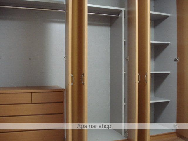 colonnadeの内装写真