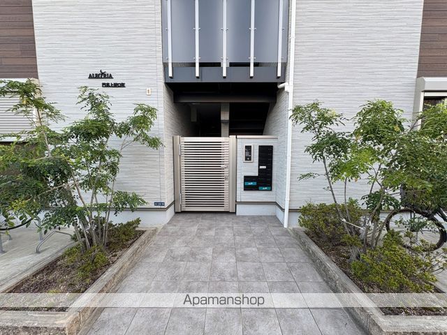 ALEGRIA門真上野口町の玄関写真