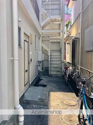 鈴木マンション[1K/29.7m2]のエントランス