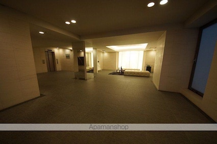 フレンシア外苑西　Ⅰ[1R/34.43m2]のロビー