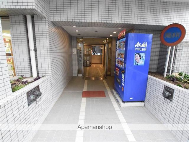 デイム橋本の玄関写真