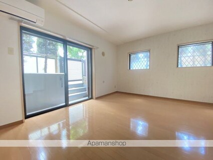 ＳＡＫＵＲＡ田園調布[1K/25.96m2]のリビング・居間