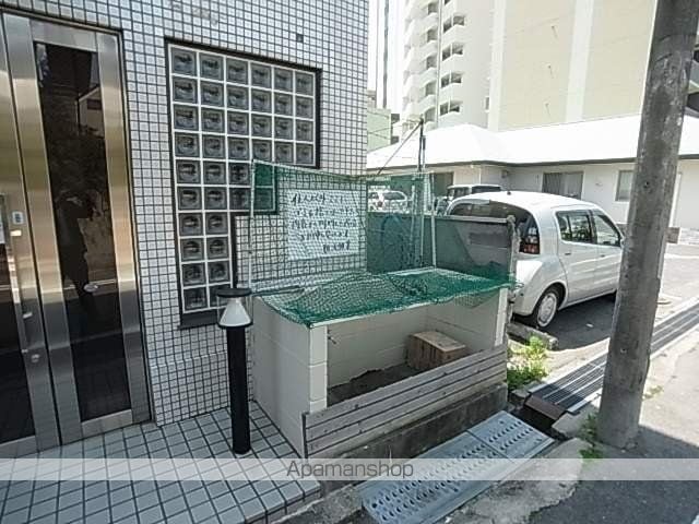 ハイツルミナールの玄関写真