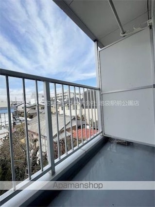 シャトー川島[1K/18m2]のバルコニー