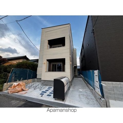 そよ風と春色のヴィータの外観写真