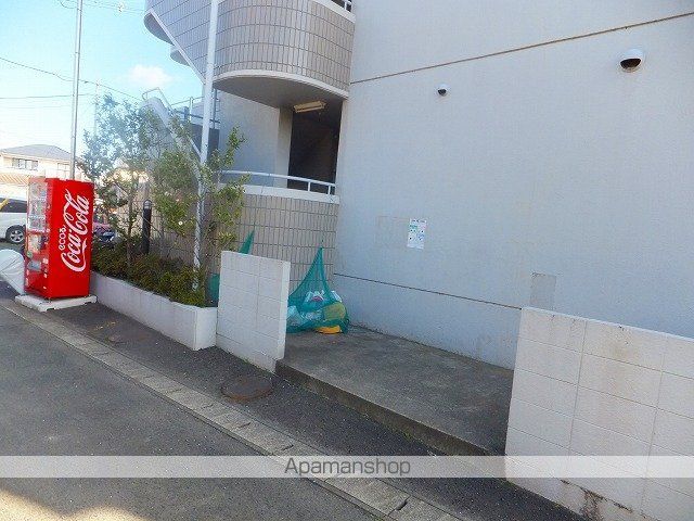 若林アベニューの外観写真