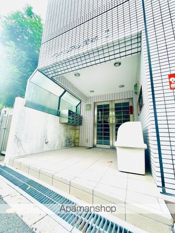 インペリアル清水の玄関写真