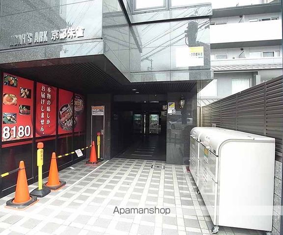ノアーズアーク京都朱雀の玄関写真