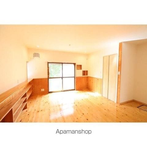 宝塚市桜ガ丘戸建の内装写真
