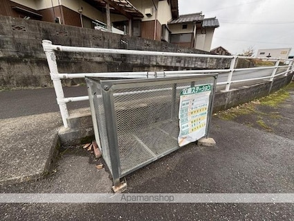 ハイツ岡[2DK/40m2]の共用部4