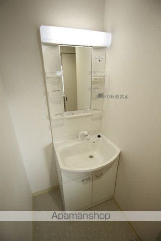 CLOUDの内装写真
