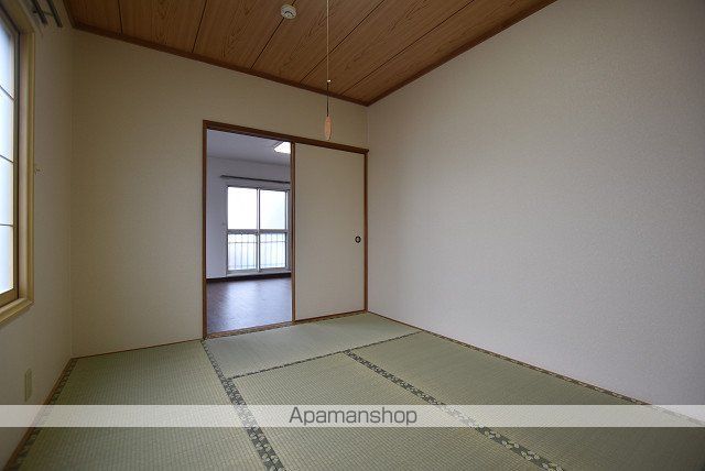 ユピテル参番館の内装写真