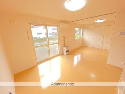 カレント[2LDK/59.46m2]のリビング・居間