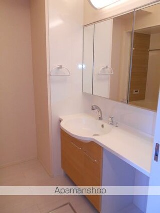 リヴェールパレス　Ａ棟[1LDK/47.12m2]の洗面所