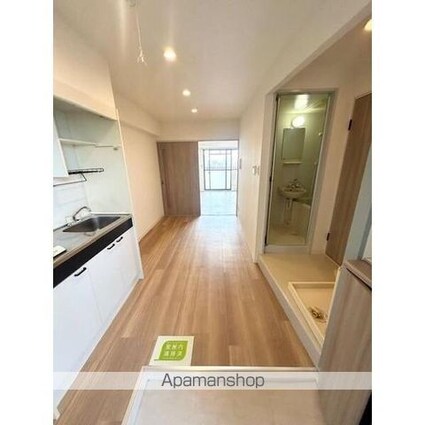 ウィング烏森[1DK/31.37m2]の玄関