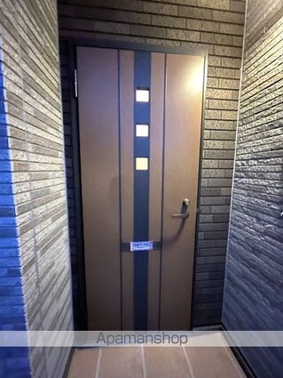 ＣＲＥＳＴＶＩＬＬＡ　Ⅰ[2LDK/50.17m2]のエントランス1