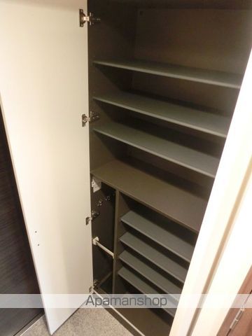 プレサンス江戸堀の内装写真