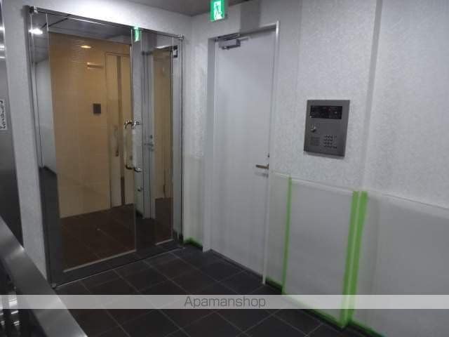 レオンズビルの玄関写真