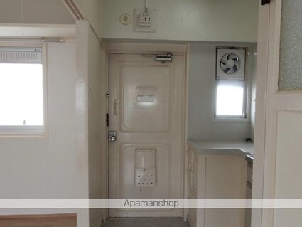 ビレッジハウス加田１号棟[1DK/28.98m2]の玄関