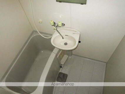 徳島県徳島市山城西３丁目[1K/24.88m2]のバス