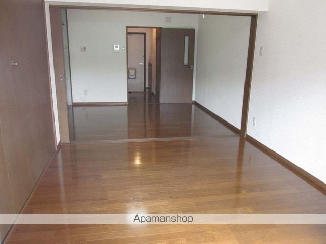 レジデンス学園B棟の内装写真