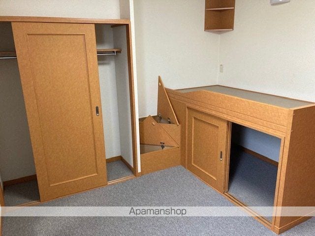 レオパレスコンフォート山手Bの内装写真