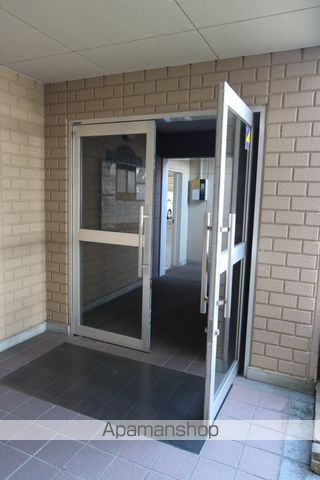 ハイツサンリバーVの玄関写真