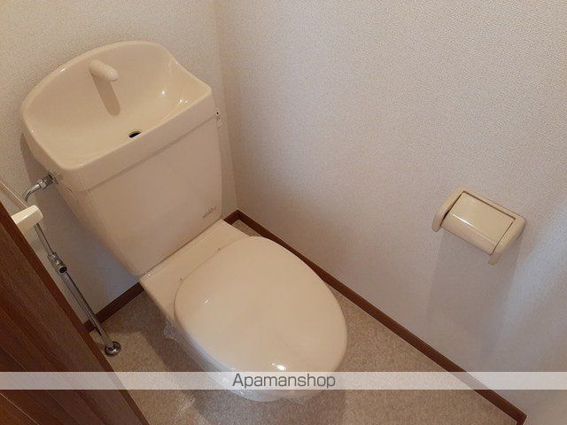 クレストールCの内装写真