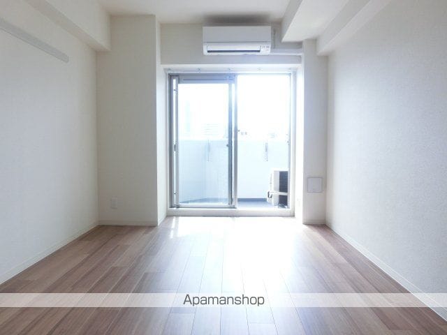 プレサンス江戸堀の内装写真