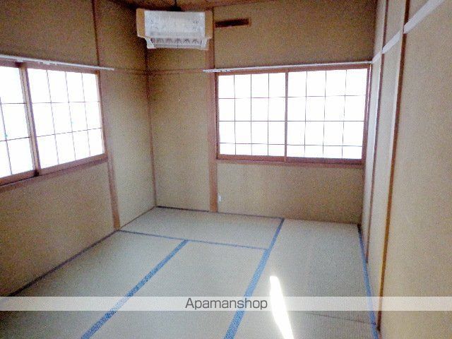 百瀬島内貸家の内装写真