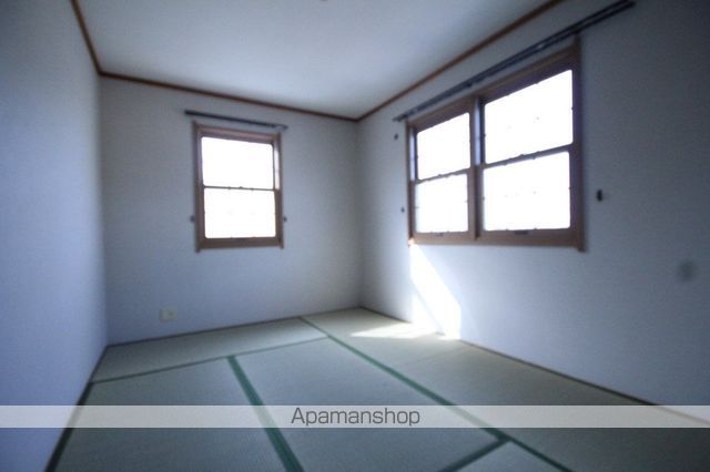 豊中市 2階建 築30年の内装写真