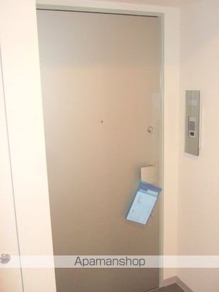 神奈川県川崎市高津区末長１丁目[1LDK/48.72m2]のエントランス3