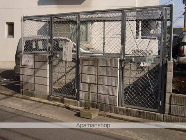 エリーナ高宮の玄関写真