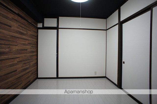 マンション平安の内装写真