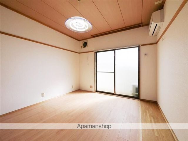 オリーブ荘の内装写真