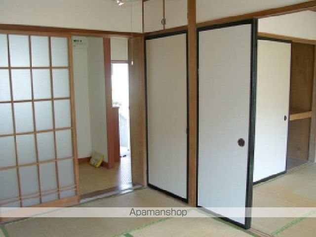 コープ小林の内装写真