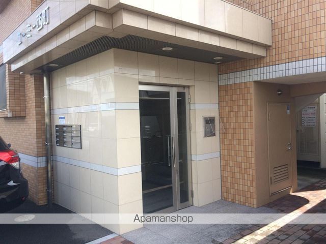 ユーミー西町の玄関写真