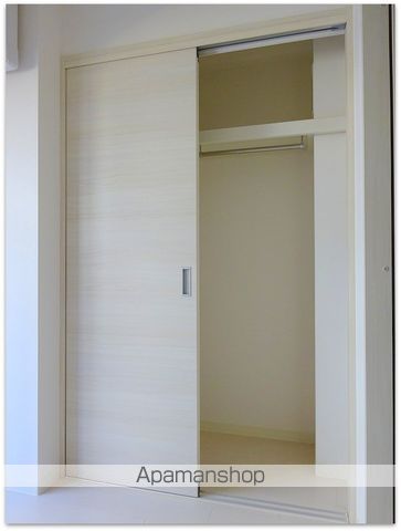 フロンティアコート堺筋本町の内装写真