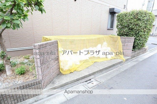 フェニックス小仙波 D棟の玄関写真