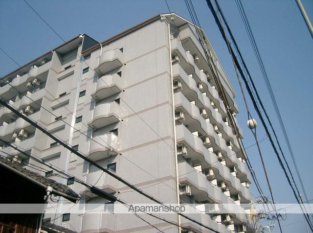 FIVE TWOの外観写真